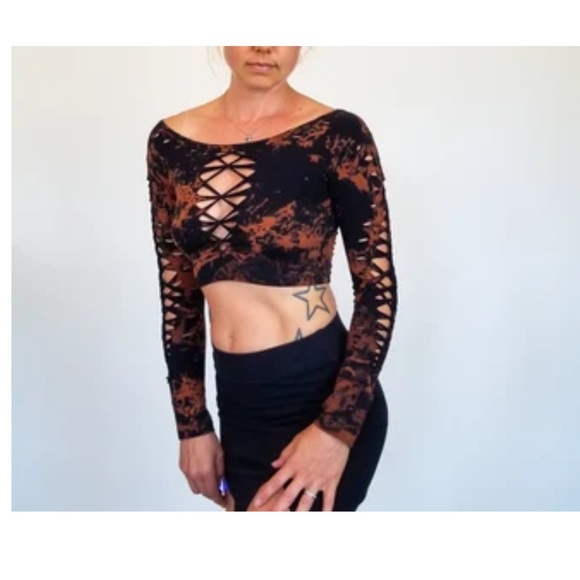 Elegant Black and Orange Women's Blouse - Picture 5 of 5